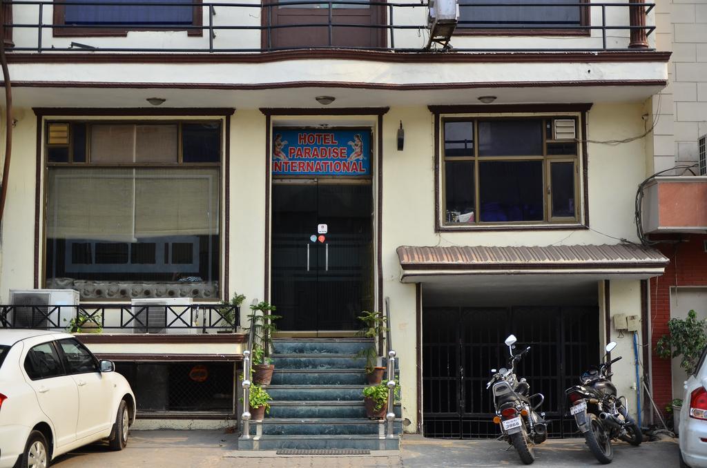 Airport Hotel Paradise International Nova Deli Exterior foto