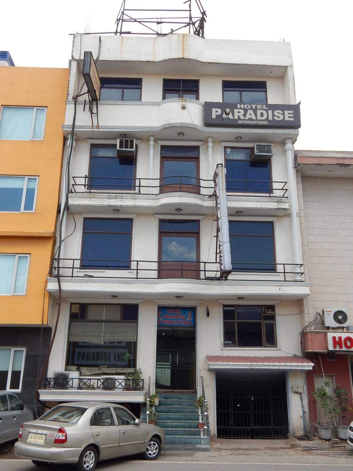 Airport Hotel Paradise International Nova Deli Exterior foto
